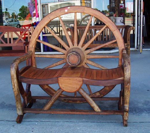 wagonchair1.jpg